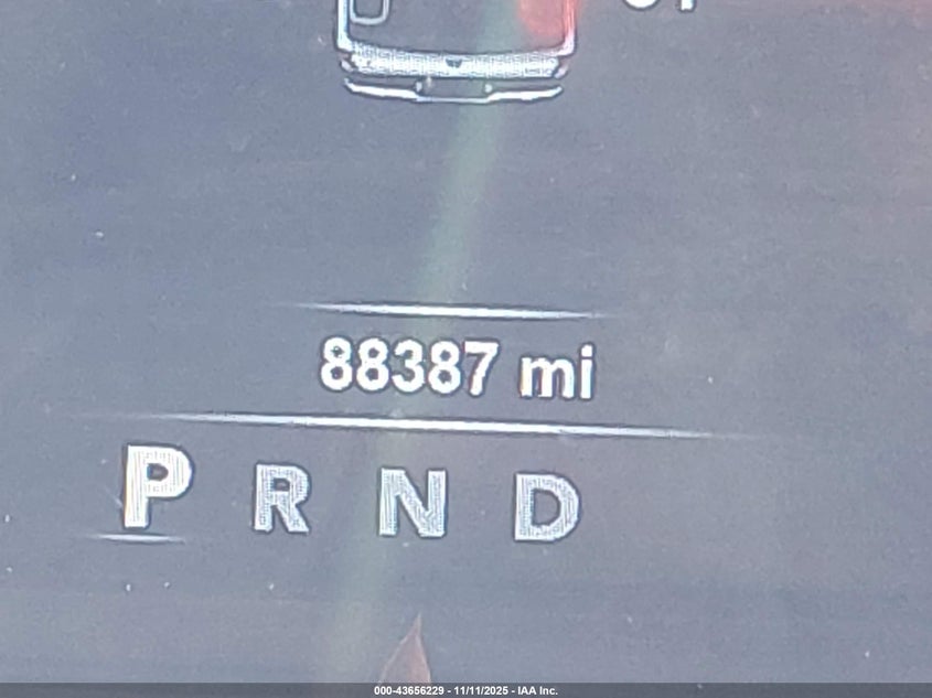 2018 RAM 1500 LIMITED  4X4 6'4 BOX - 1C6RR7WT6JS207500