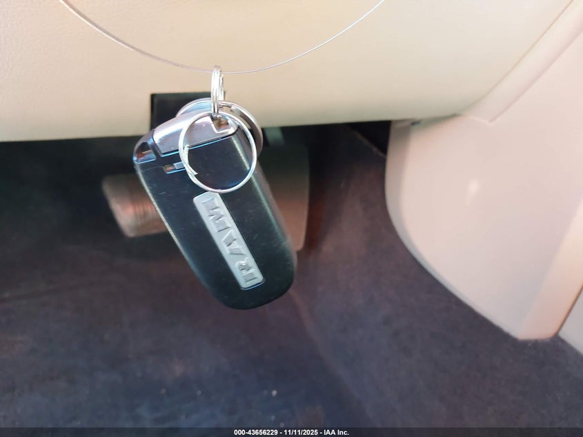 2018 RAM 1500 LIMITED  4X4 6'4 BOX - 1C6RR7WT6JS207500