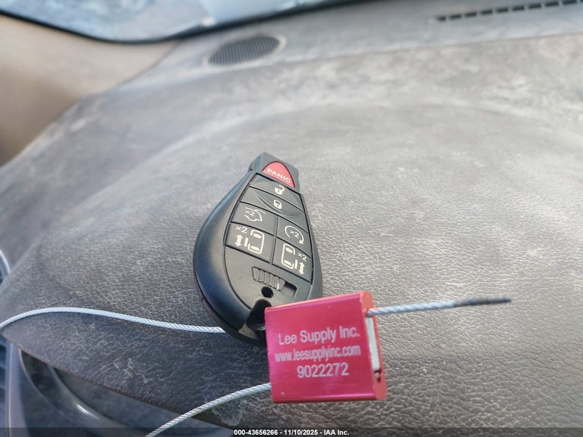 2013 Chrysler Town & Country Touring-L VIN: 2C4RC1CG0DR816067 Lot: 43656266