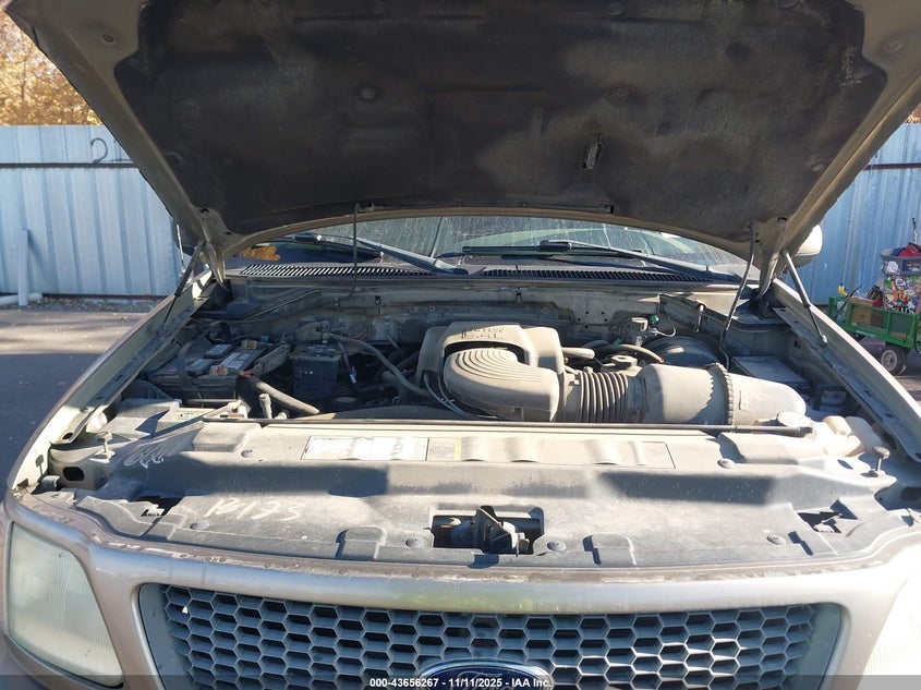 2001 Ford F-150 King Ranch Edition/Lariat/Xlt VIN: 1FTRW08L11KC30690 Lot: 43656267