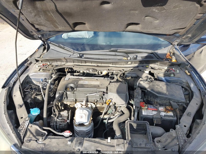 1HGCR2F58FA124958 2015 HONDA ACCORD photo no. 10