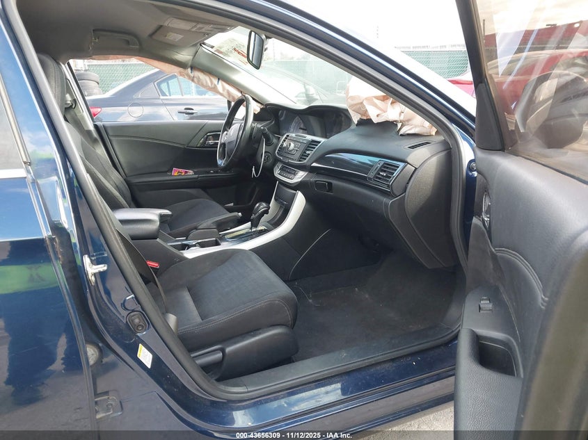 1HGCR2F58FA124958 2015 HONDA ACCORD photo no. 5