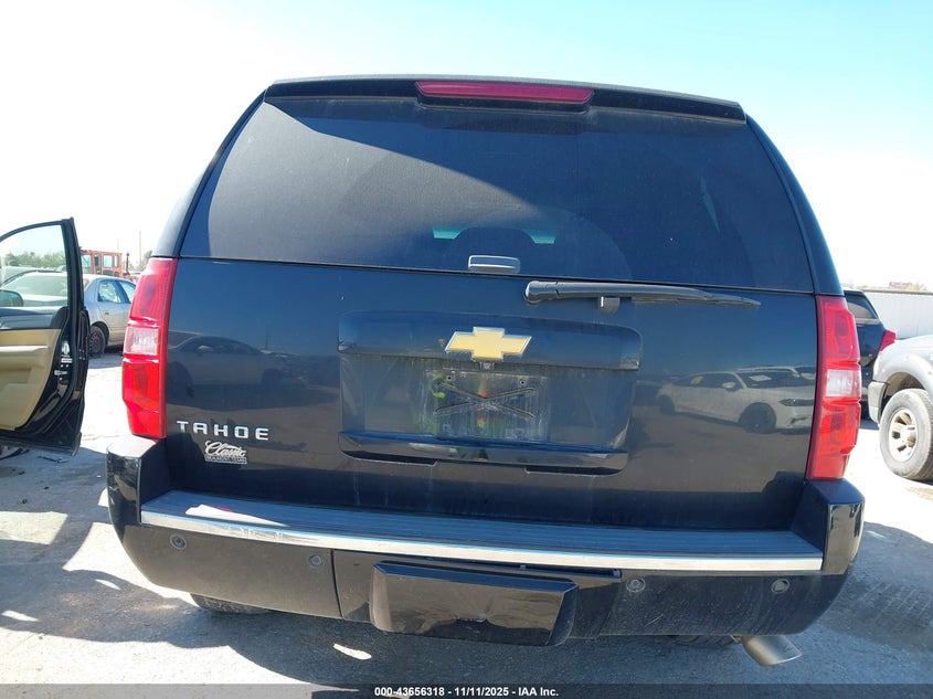 2013 CHEVROLET TAHOE LTZ 1GNSCCE07DR379095
