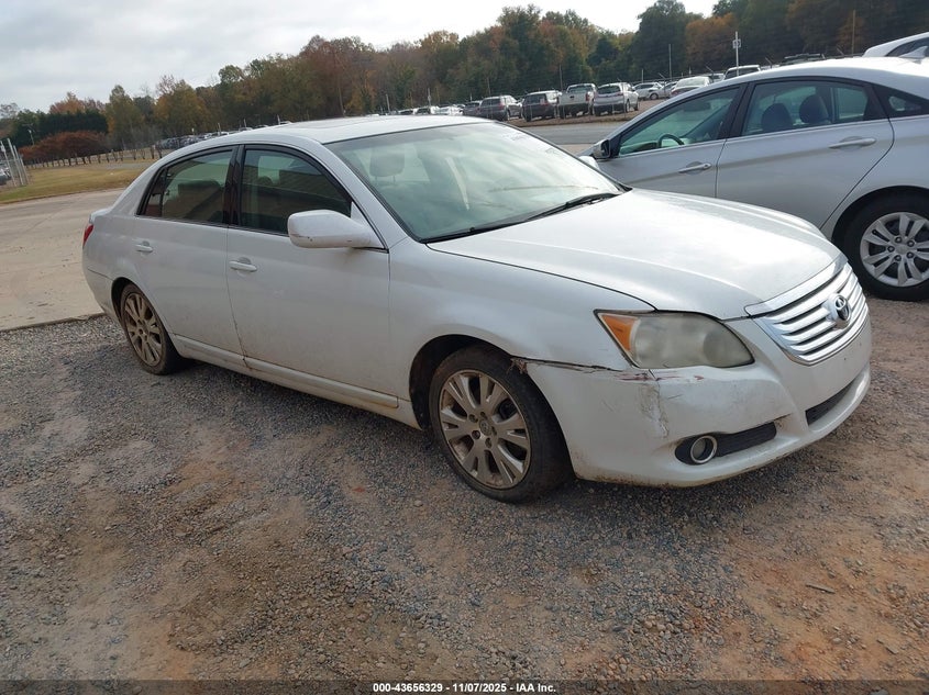 TOYOTA AVALON XLS