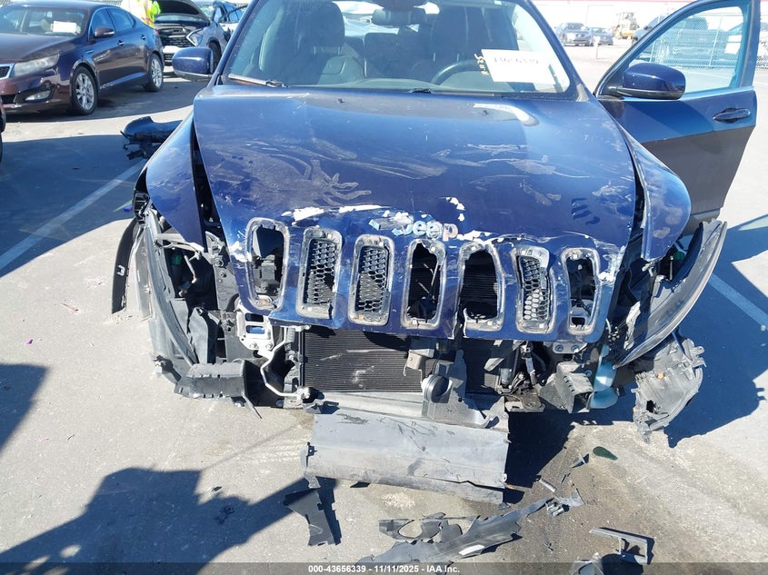 1C4PJLDB3GW249585 2016 JEEP CHEROKEE photo no. 6