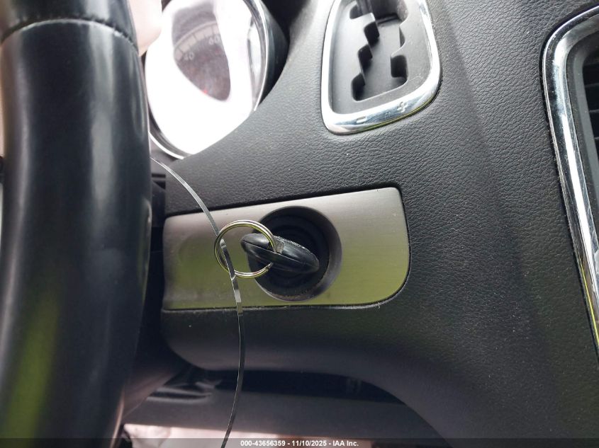 2014 Dodge Grand Caravan R/T VIN: 2C4RDGEG1ER162887 Lot: 43656359