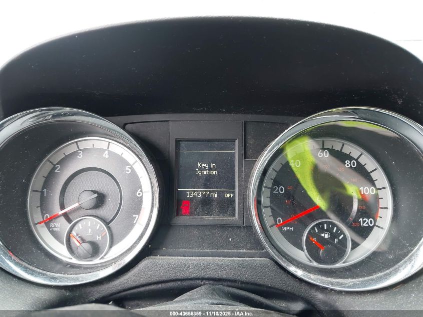 2014 Dodge Grand Caravan R/T VIN: 2C4RDGEG1ER162887 Lot: 43656359