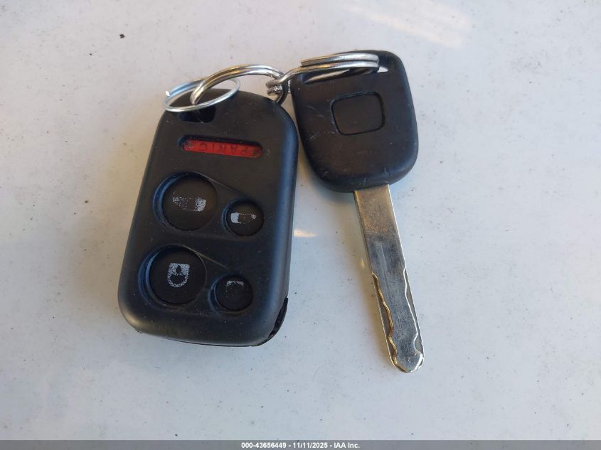 2004 Honda Odyssey VIN: 5FNRL18684B08317 Lot: 43656449