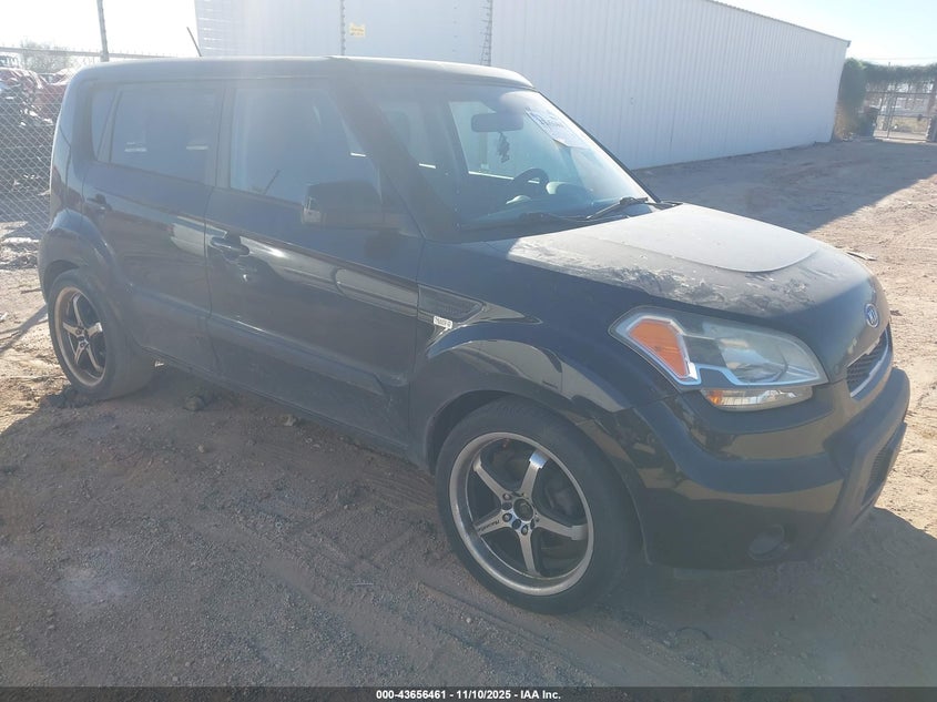 KIA SOUL +