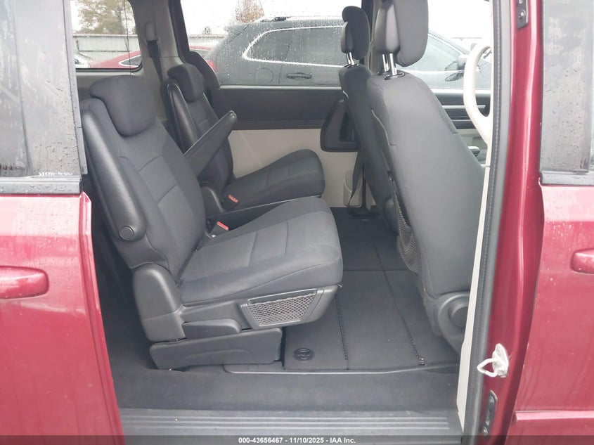 2010 Dodge Grand Caravan Se VIN: 2D4RN4DE4AR498574 Lot: 43656467