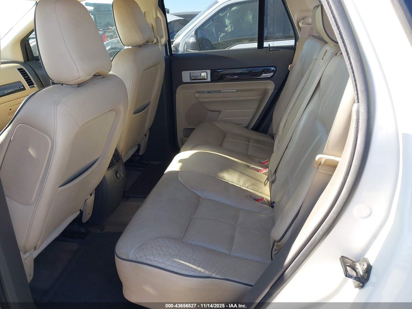 2008 Lincoln Mkx VIN: 2LMDU68C38BJ03737 Lot: 43656527