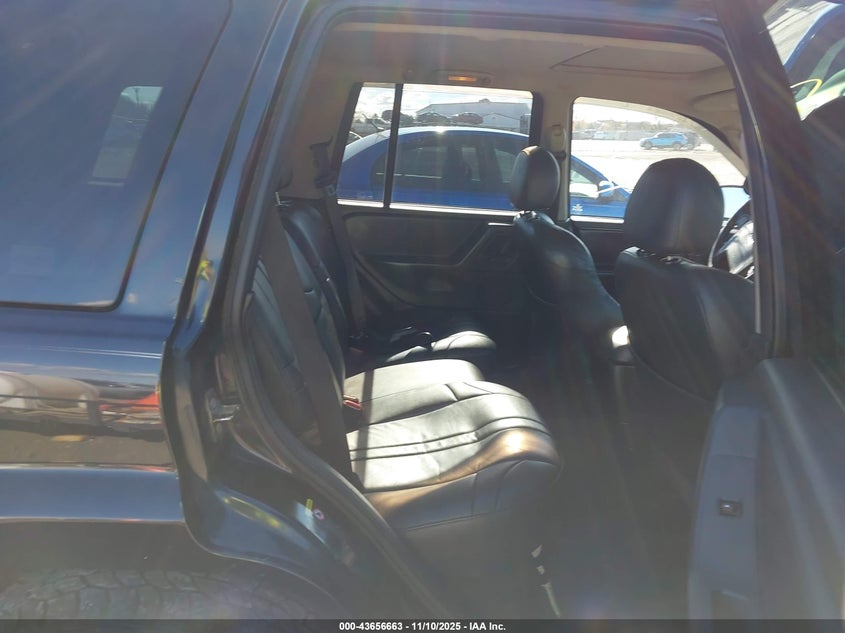 1J8GW48N74C410280 2004 JEEP GRAND CHEROKEE photo no. 8