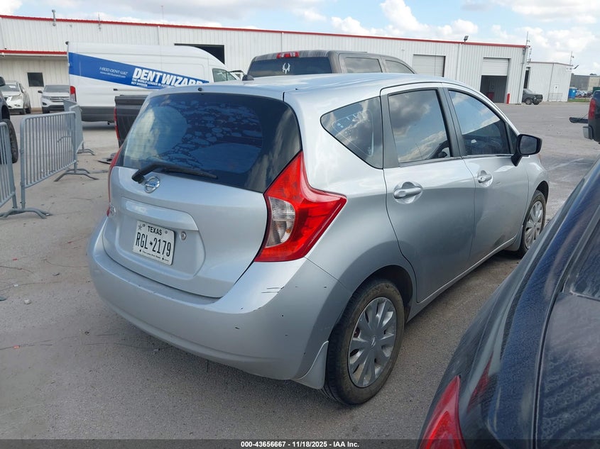 3N1CE2CP4FL351866 2015 NISSAN VERSA photo no. 4