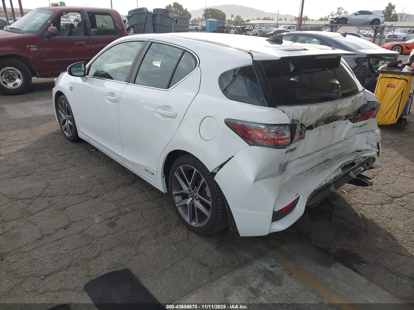 JTHKD5BH7F2235343 2015 LEXUS CT photo no. 3