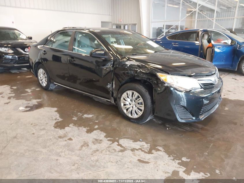 TOYOTA CAMRY LE