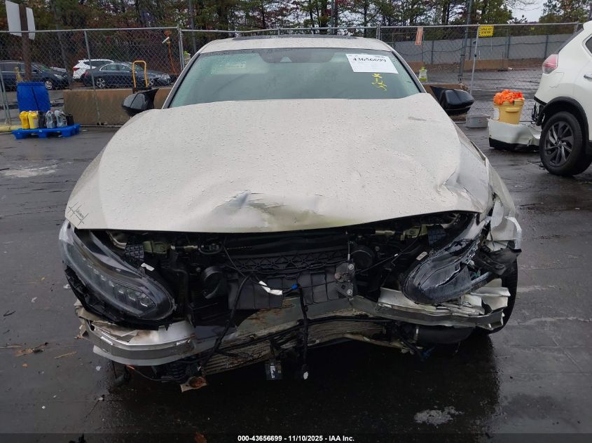 2018 Honda Accord VIN: 1HJCV1F96JA052928 Lot: 43656699