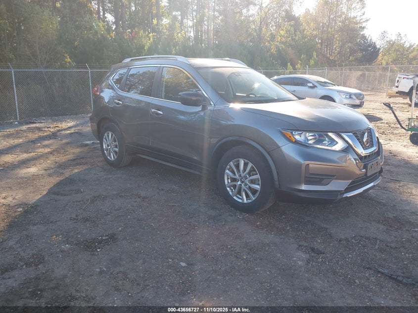 NISSAN ROGUE SV FWD