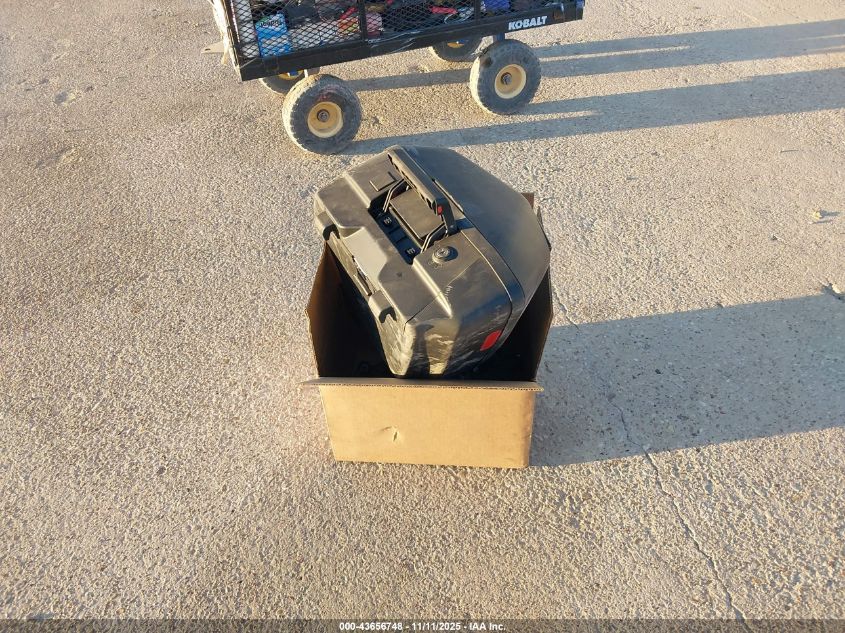 2022 Yamaha Mtt09 Gt VIN: JYARN74E8NA001739 Lot: 43656748