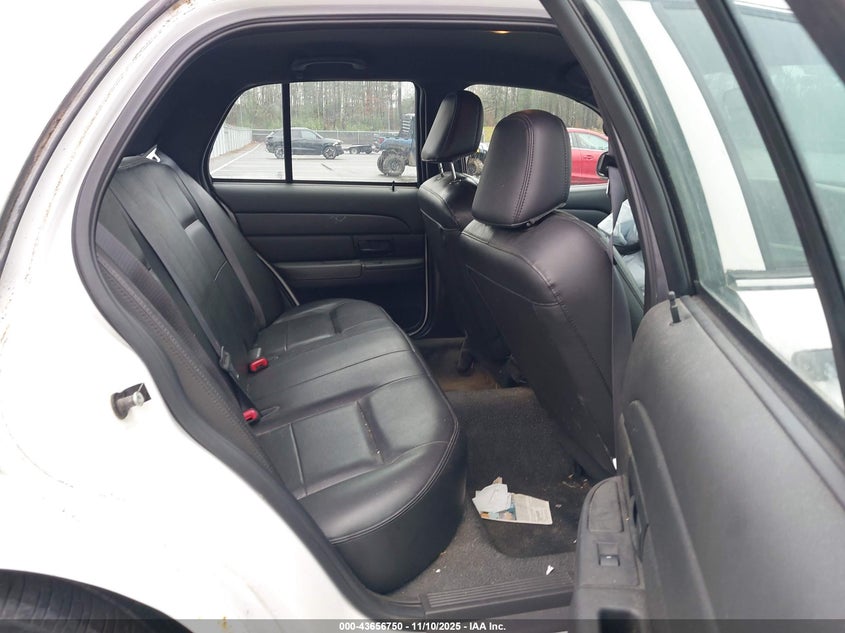 2009 Ford Crown Victoria Commercial Regular Wheelbase VIN: 2FAHP72V79X113710 Lot: 43656750