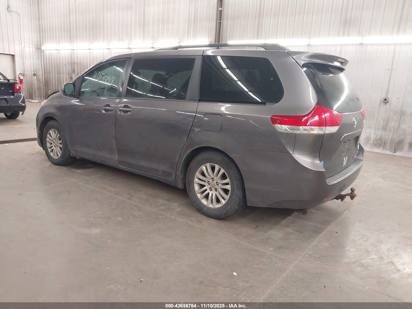 2012 Toyota Sienna Xle V6 8 Passenger VIN: 5TDYK3DC5CS266926 Lot: 43656764