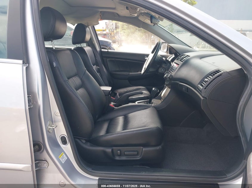 1HGCM66585A051384 2005 HONDA ACCORD photo no. 5