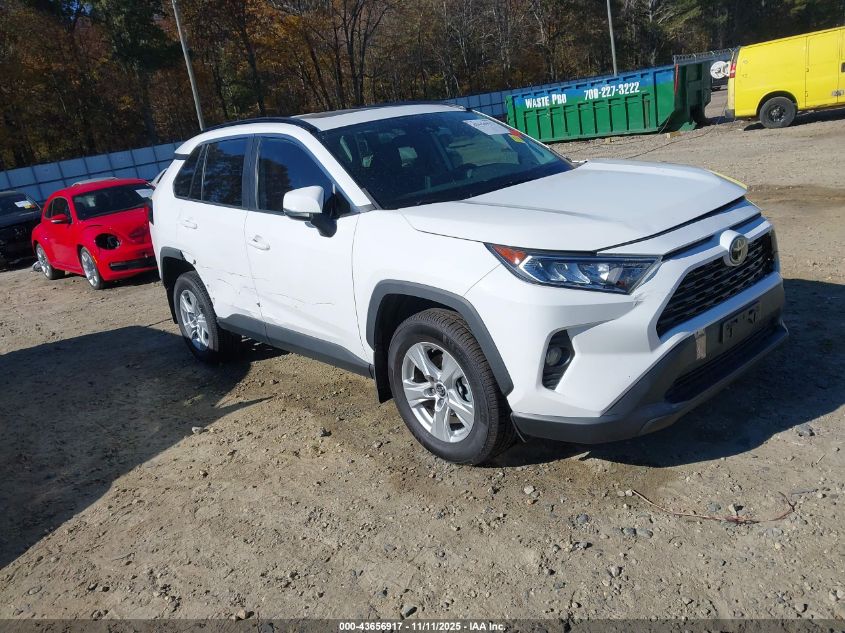 TOYOTA RAV4 XLE