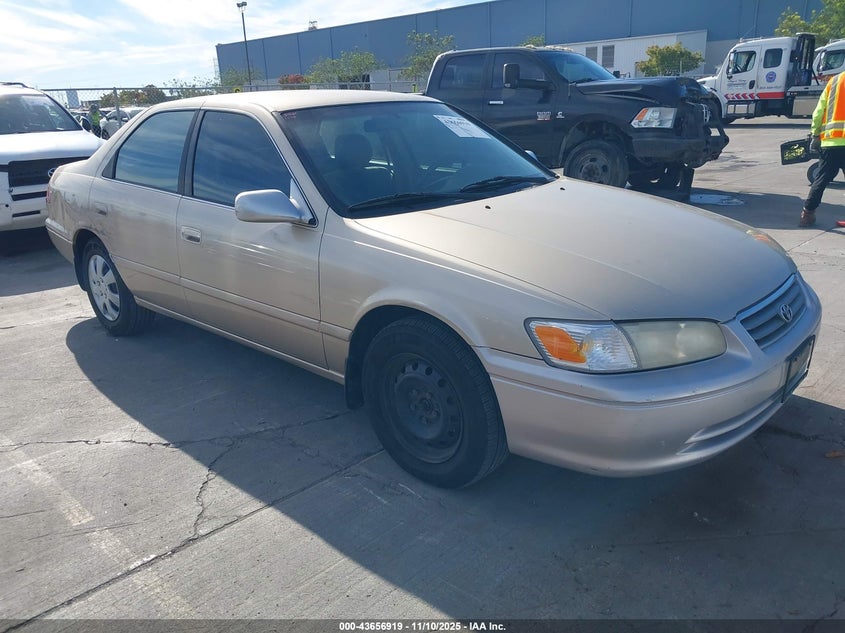 JT2BG22K1Y0388956 2000 Toyota Camry Le auction photo 1