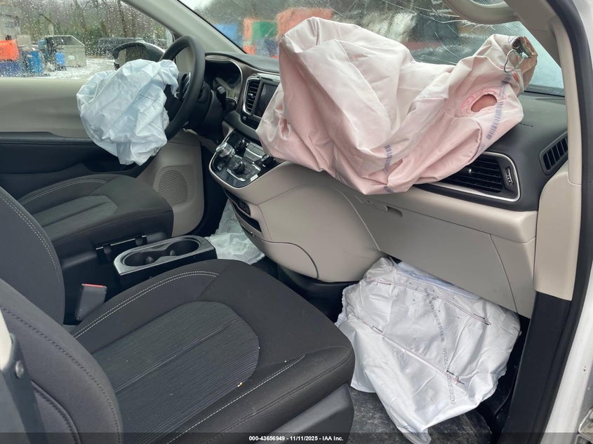 2023 Chrysler Voyager Lx VIN: 2C4RC1CG1PR579397 Lot: 43656949