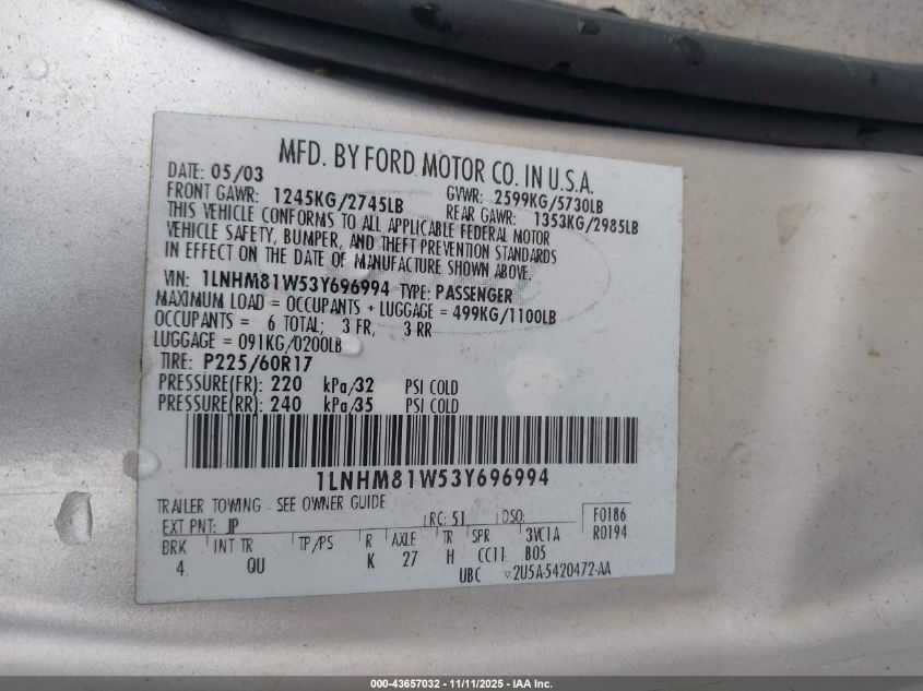 2003 Lincoln Town Car Executive VIN: 1LNHM81W53Y696994 Lot: 43657032