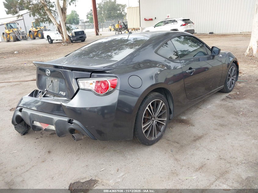 JF1ZNAA1XD2714448 2013 SCION FR-S photo no. 4