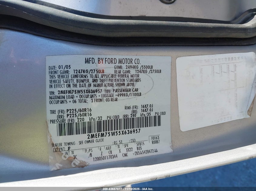 2005 Mercury Grand Marquis Ls/Lse VIN: 2MEFM75W55X636957 Lot: 43657077