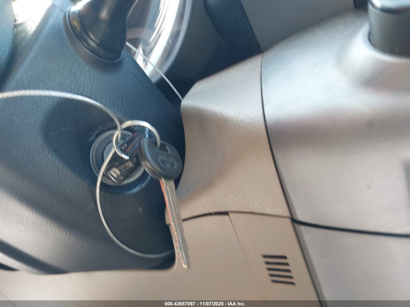 2008 Toyota Rav4 Base V6 VIN: JTMZK33V986012280 Lot: 43657097