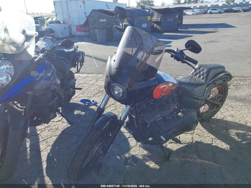 1HD1YYK28MB042936 2021 HARLEY-DAVIDSON STREET BOB photo no. 2