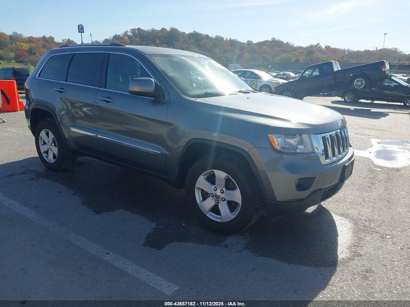 JEEP GRAND CHEROKEE LAREDO