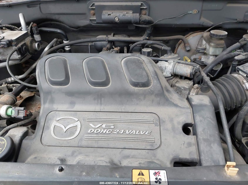 2004 Mazda Tribute Es V6 VIN: 4F2CZ96154KM19608 Lot: 43657224