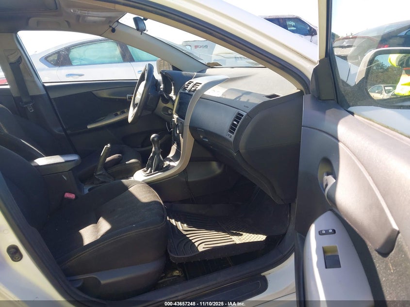 2T1BU4EE3CC815036 2012 TOYOTA COROLLA photo no. 5