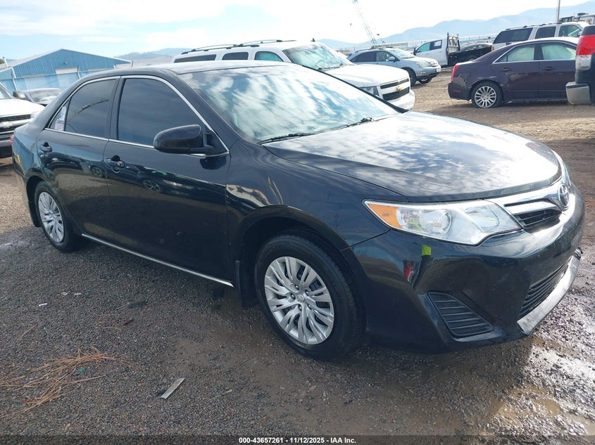 TOYOTA CAMRY LE