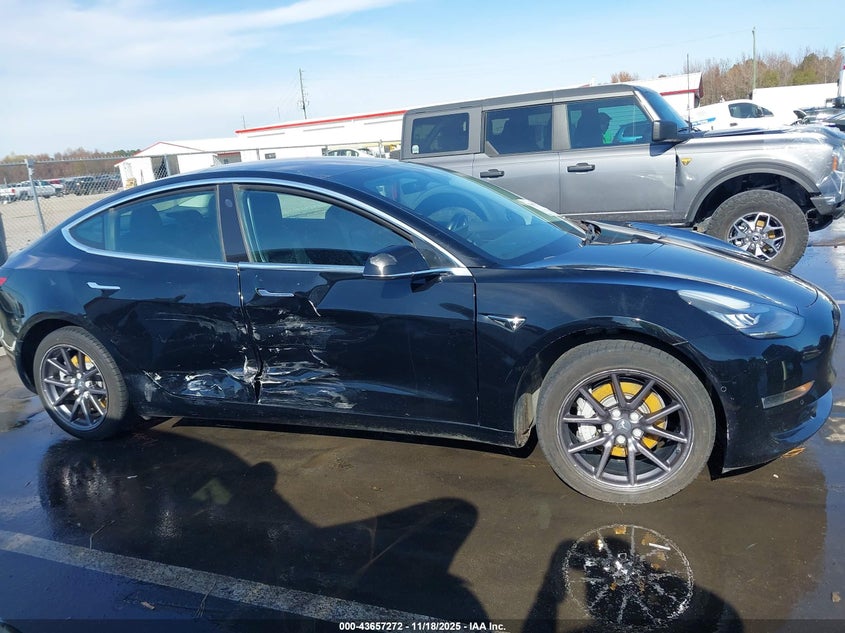 2018 Tesla Model 3 Long Range/Mid Range VIN: 5YJ3E1EA7JF173488 Lot: 43657272