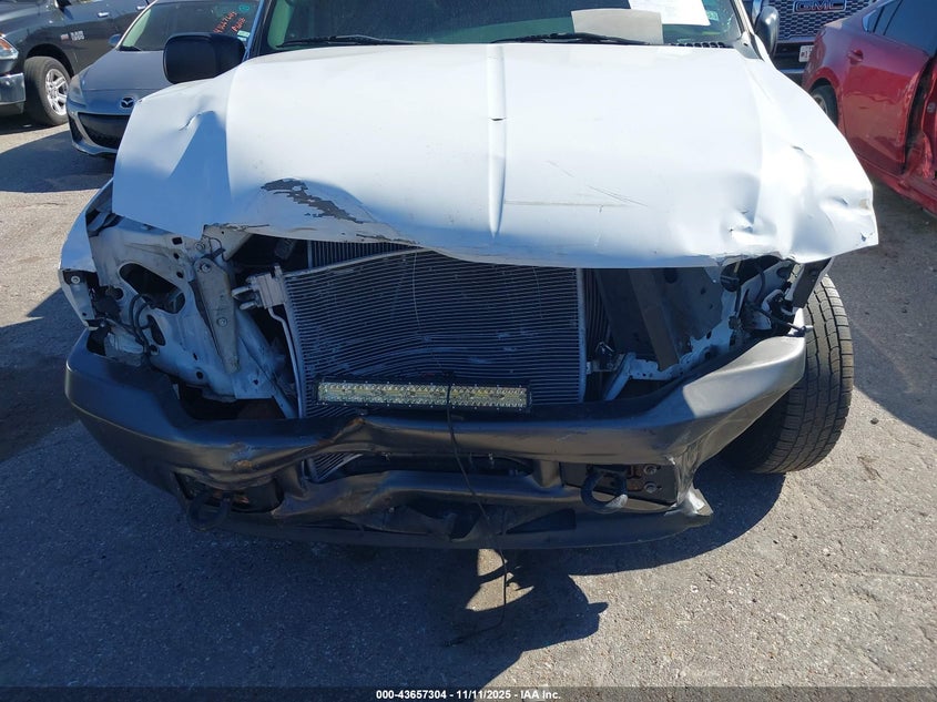 2001 Ford F-250 Xl/Xlt VIN: 3FTNF20L01MA55735 Lot: 43657304