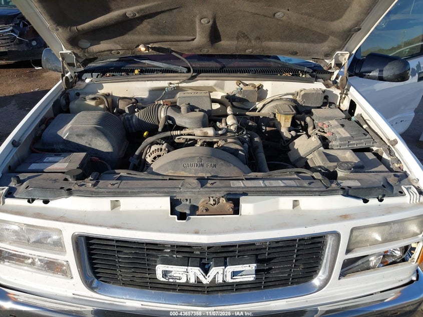 1996 GMC Sierra C2500 VIN: 2GTFC29R4T1503909 Lot: 43657358