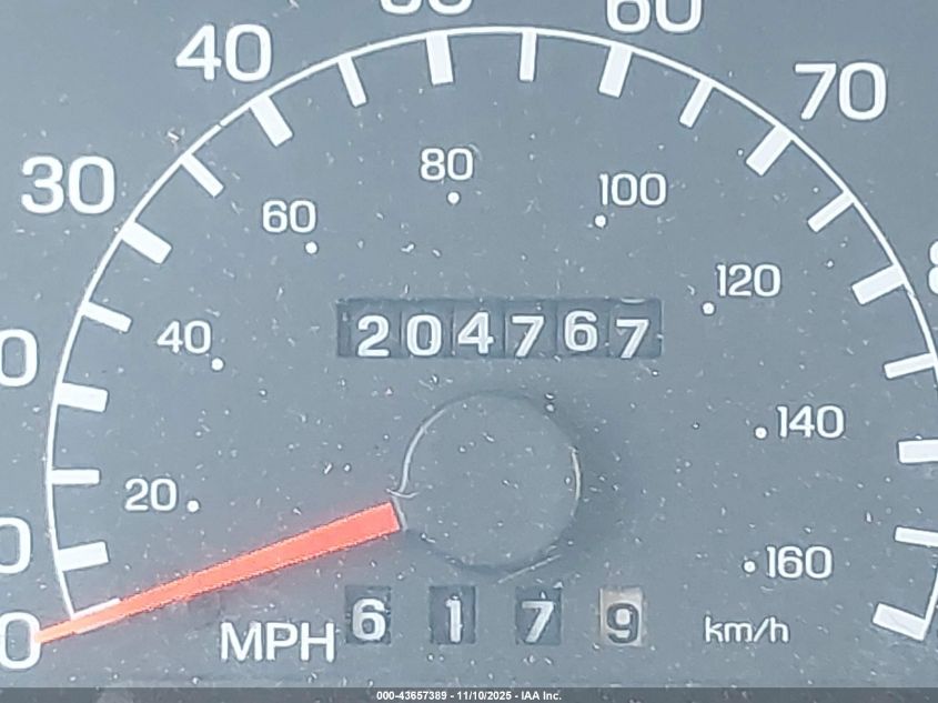 1999 Ford F-350 Lariat/Xl/Xlt VIN: 1FTSW31F3XEA63179 Lot: 43657389