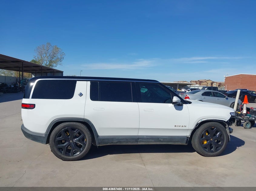 2024 Rivian R1S Adventure Quad Motor Large Pack VIN: 7PDSGABA0RN038658 Lot: 43657400