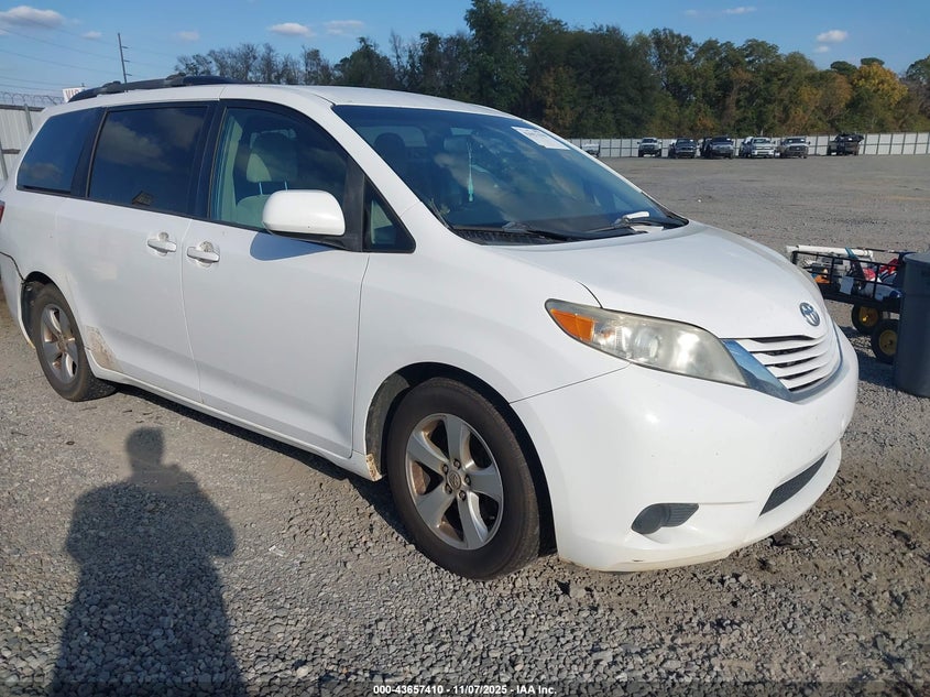 2015 TOYOTA SIENNA LE 8 PASSENGER - 5TDKK3DC8FS687937