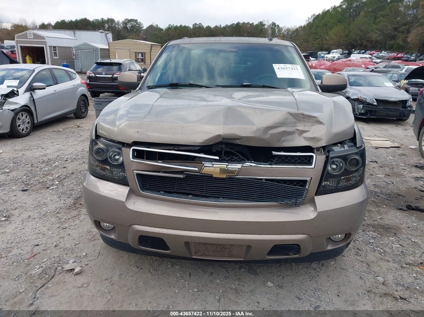 2007 Chevrolet Suburban 1500 Lt VIN: 1GNFC16077J326498 Lot: 43657422