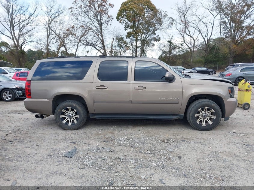 2007 Chevrolet Suburban 1500 Lt VIN: 1GNFC16077J326498 Lot: 43657422