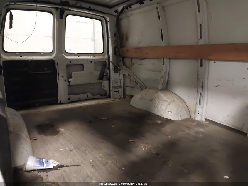 2001 Chevrolet Express VIN: 1GCFG25W911173770 Lot: 43657435