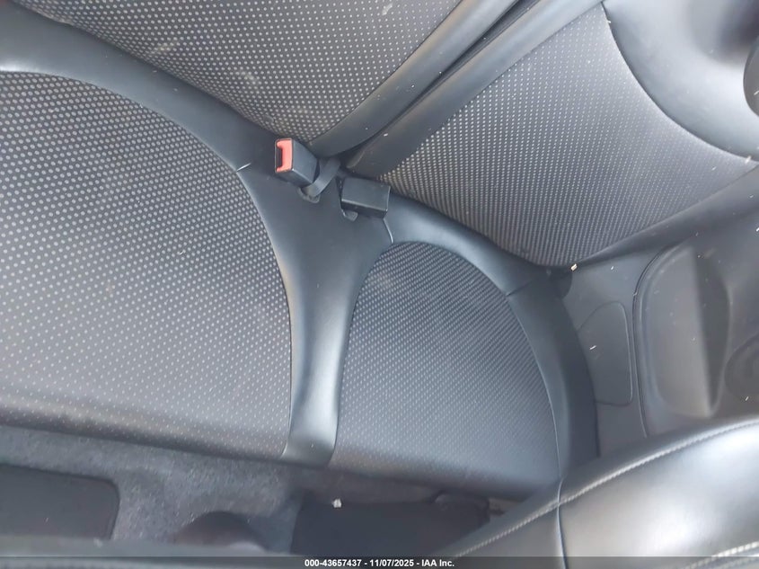 2016 Fiat 500E Battery Electric VIN: 3C3CFFGEXGT121992 Lot: 43657437