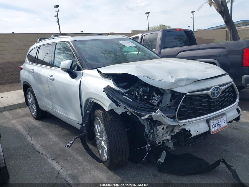 TOYOTA HIGHLANDER HYBRID LIMITED