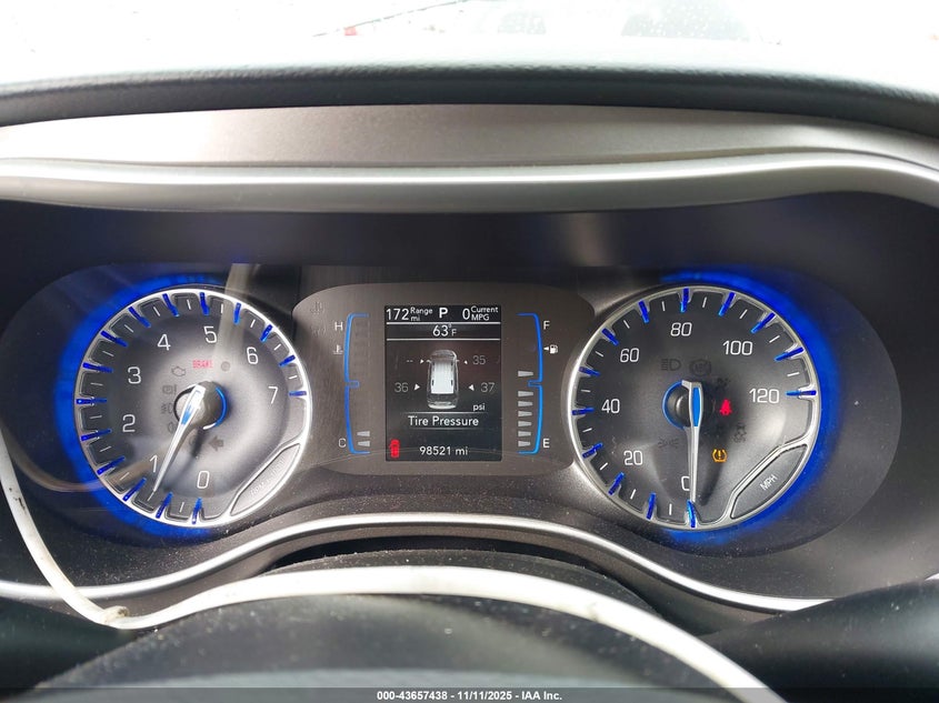 2020 Chrysler Pacifica Touring L VIN: 2C4RC1BGXLR277070 Lot: 43657438