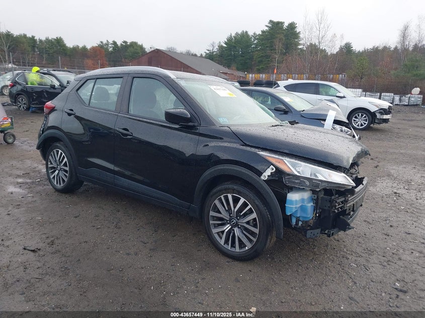 NISSAN KICKS SV XTRONIC CVT